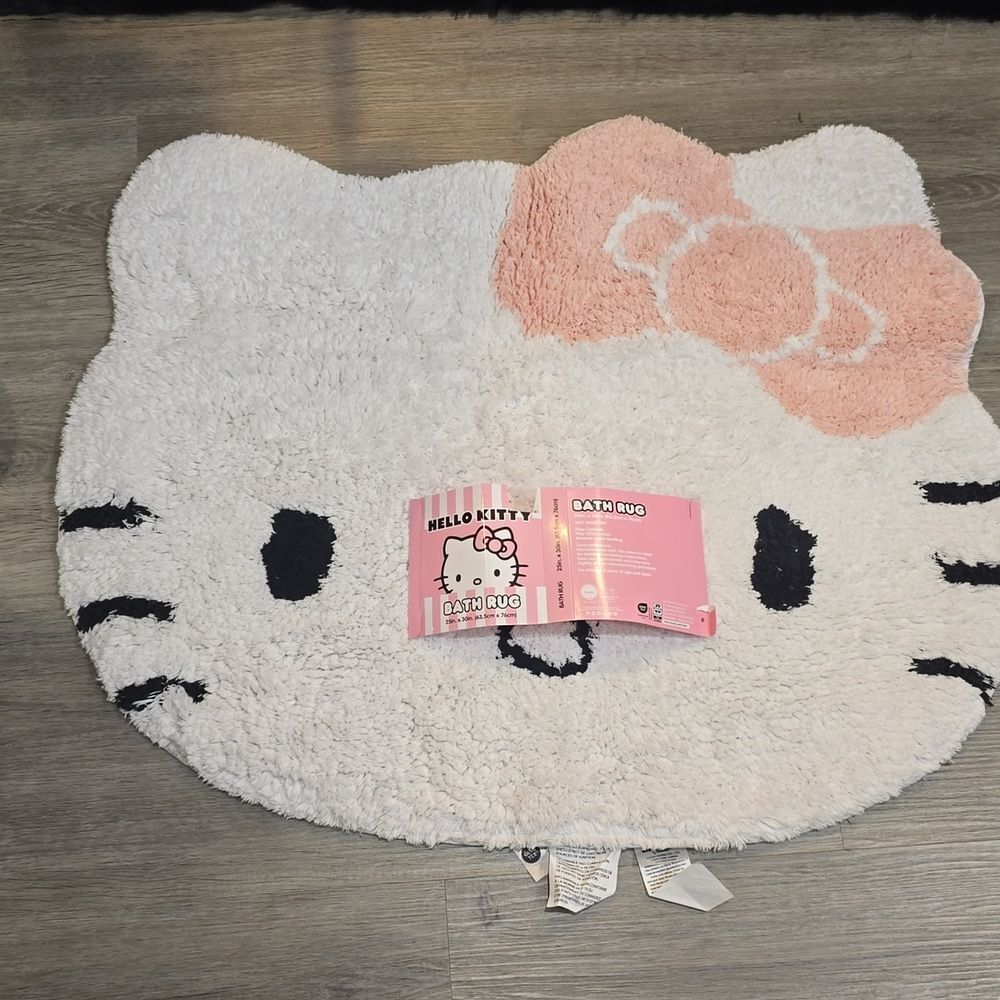 Hello Kitty Logo Plush Bath Rug - Picture 4 of 6